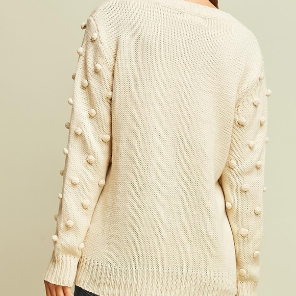 Pom Pom ivory sweater - Picture 6 of 8